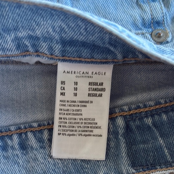 American Eagle Outfitters Classic Blue denim Jeans distressed 100% cotton - Picture 2 of 16